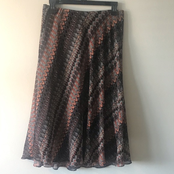 NYCC Flowy pattern midi skirt size S - Picture 4 of 9